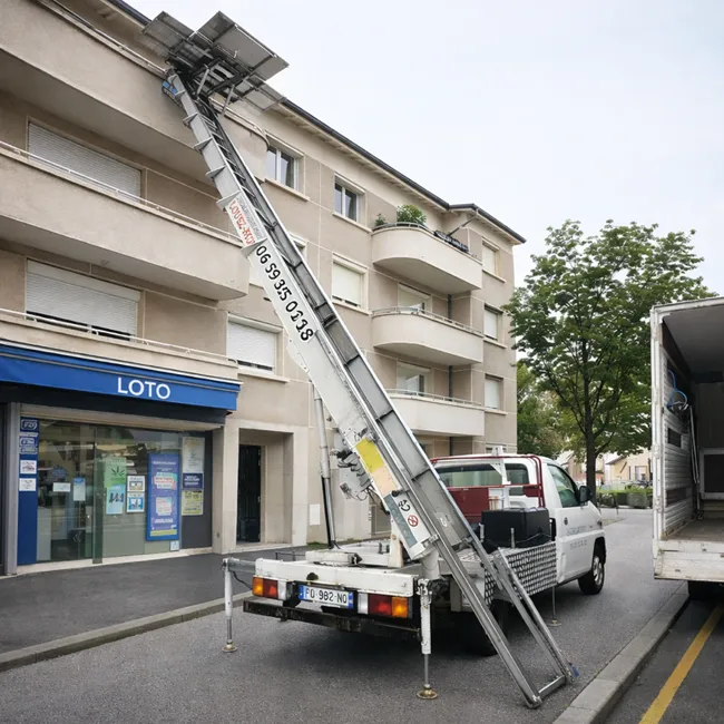 Monte-meuble à Lyon, déménagement Monte-meuble à Lyon, déménagement